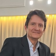 Ecología de Saberes e Inteligencias Artificiales